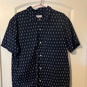 GAP mens button down shirt large blue